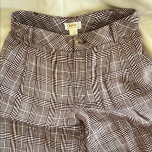 Anthropologie women’s linen Trousers perfect condition size 4